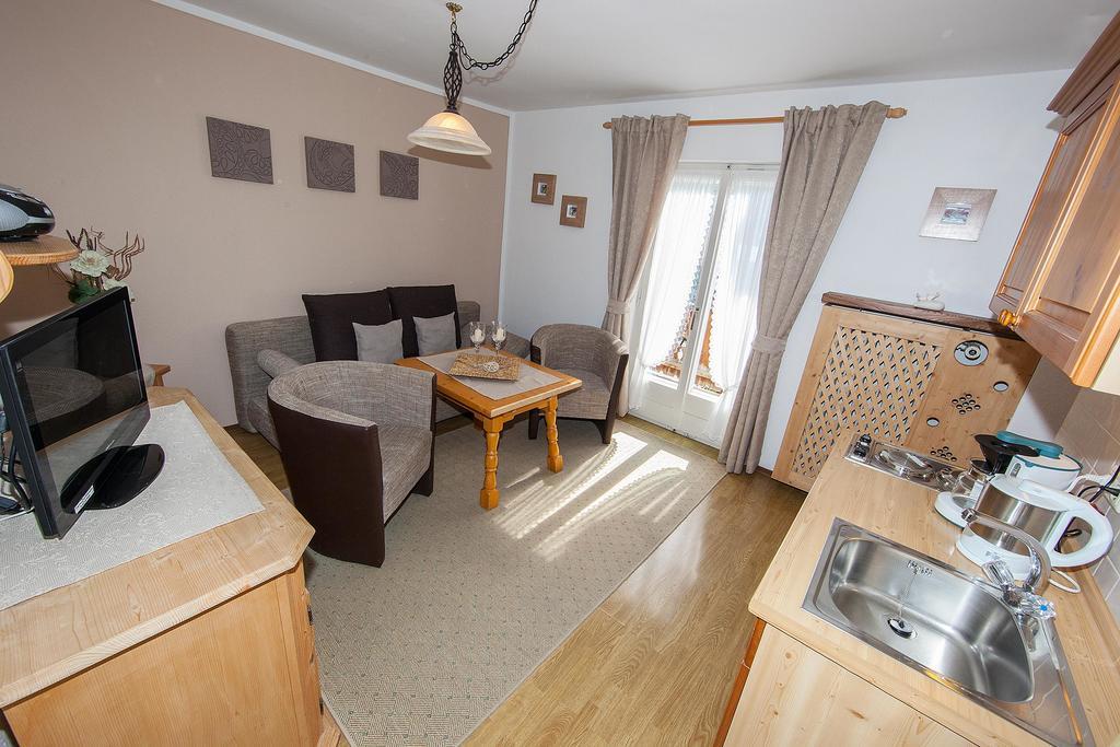 St-Christoph Appartement Mittenwald Buitenkant foto