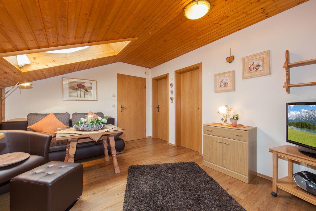 St-Christoph Appartement Mittenwald Buitenkant foto